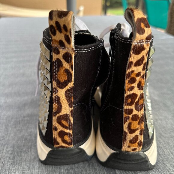 Steve Madden Sz 10 Womens SHARK high top platform sneakers, black studded - Picture 5 of 10